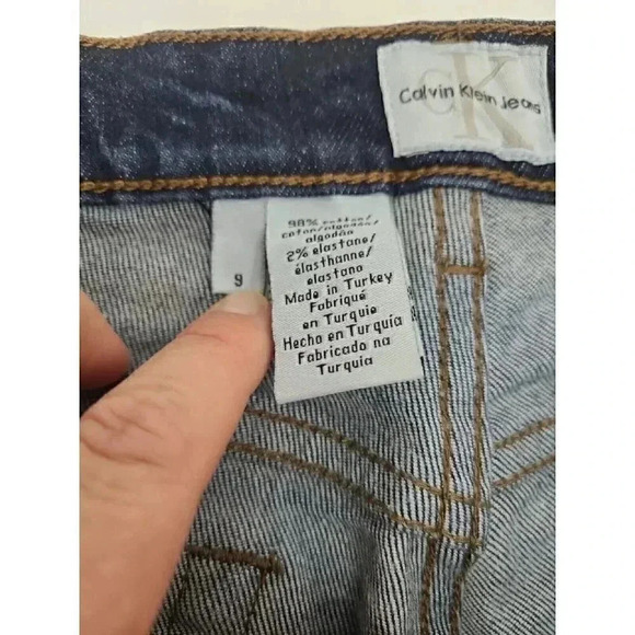 Calvin Klein Jeans Extreme Low Rise Bootcut Women's Jeans Size 9 Inseam 33" - Picture 3 of 6